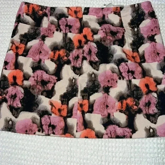 J Crew Floral Mini Skirt A928 - Picture 2 of 4